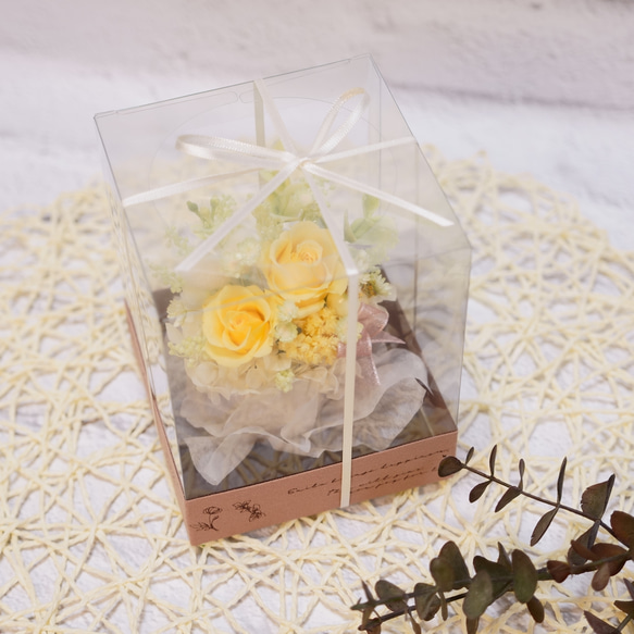 母の日ギフトにぴったり！　ミニローズアレンジメント　プリザーブドフラワー　ケース付き　３色 19枚目の画像