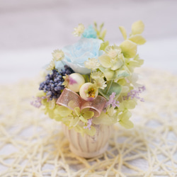 母の日ギフトにぴったり！　ミニローズアレンジメント　プリザーブドフラワー　ケース付き　３色 11枚目の画像