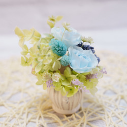 母の日ギフトにぴったり！　ミニローズアレンジメント　プリザーブドフラワー　ケース付き　３色 12枚目の画像