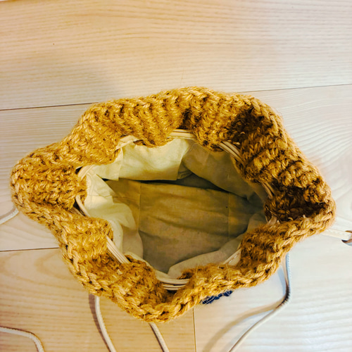 すぐお届け】アラン模様の麻紐×ニット 巾着ショルダーバッグ 巾着