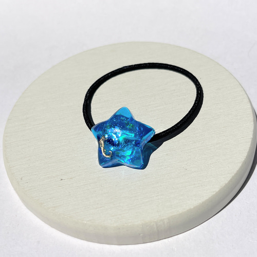 レジンヘアゴム　大ぶり　星ビジュー　淡色　流れ星 レジンヘアゴム 大ぶり 星ビジュー 淡色 流れ星