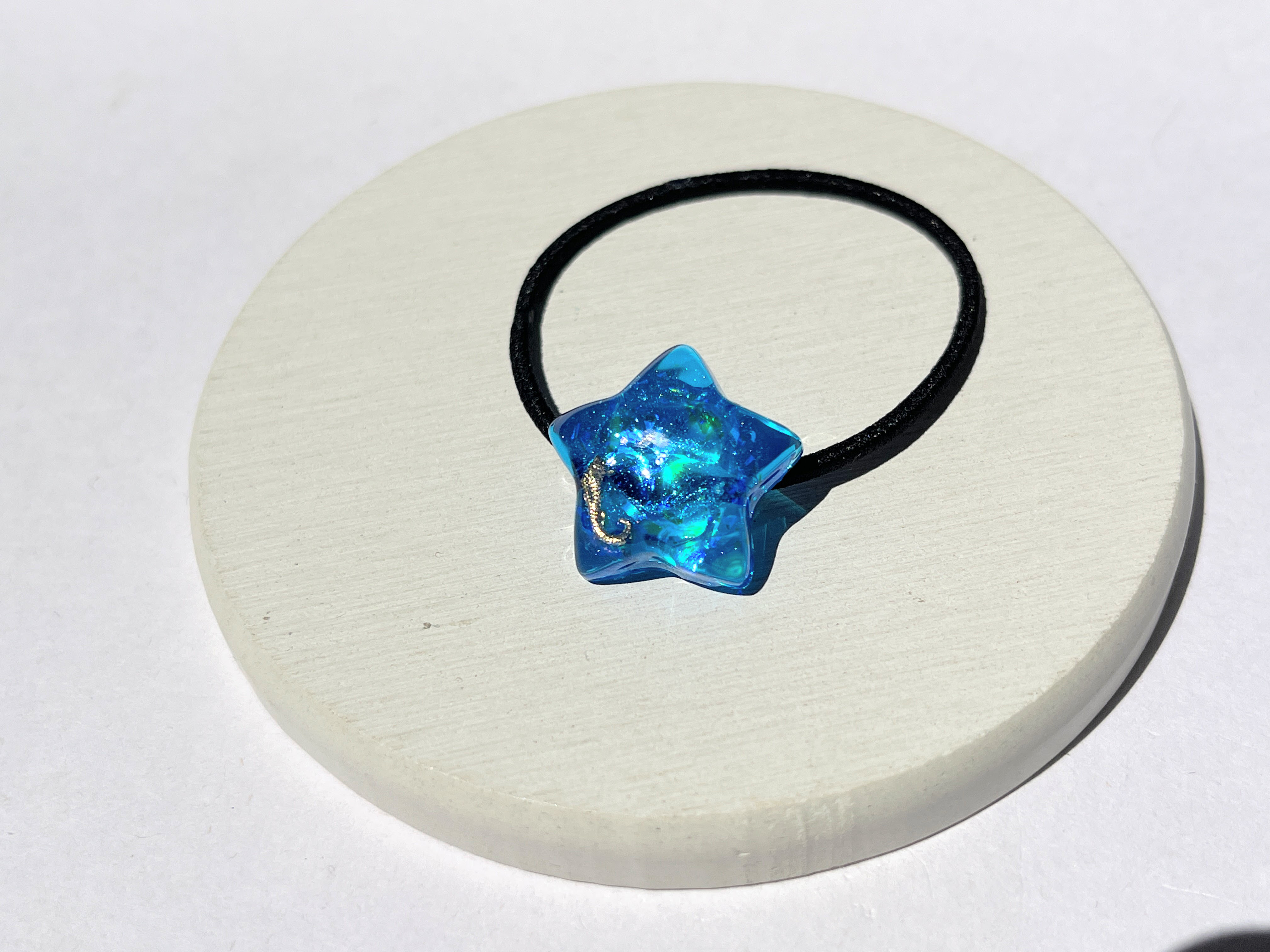 カエルの王様ブルー系ラウンドレジンヘアゴム