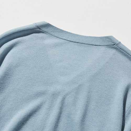 着回しコーデの味方になるvネックカーディガン メリノウール100