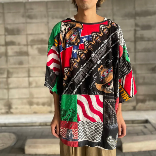 古着　ヴィンテージ　vintage Tシャツ　カラフル　派手　個性派 古着 ヴィンテージ vintage Tシャツ リメイク リメイクTシャツ