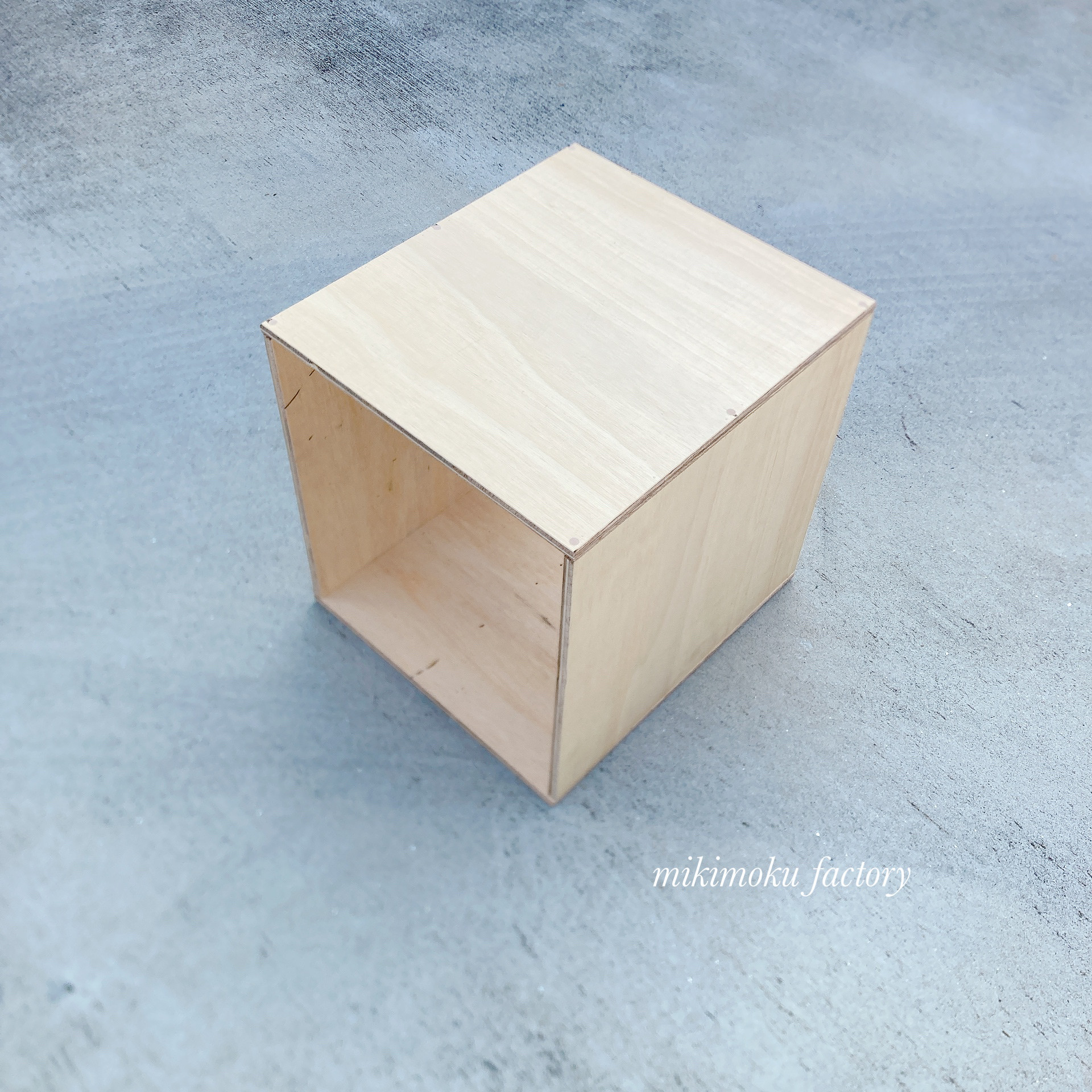 大きなロの字シェルフ