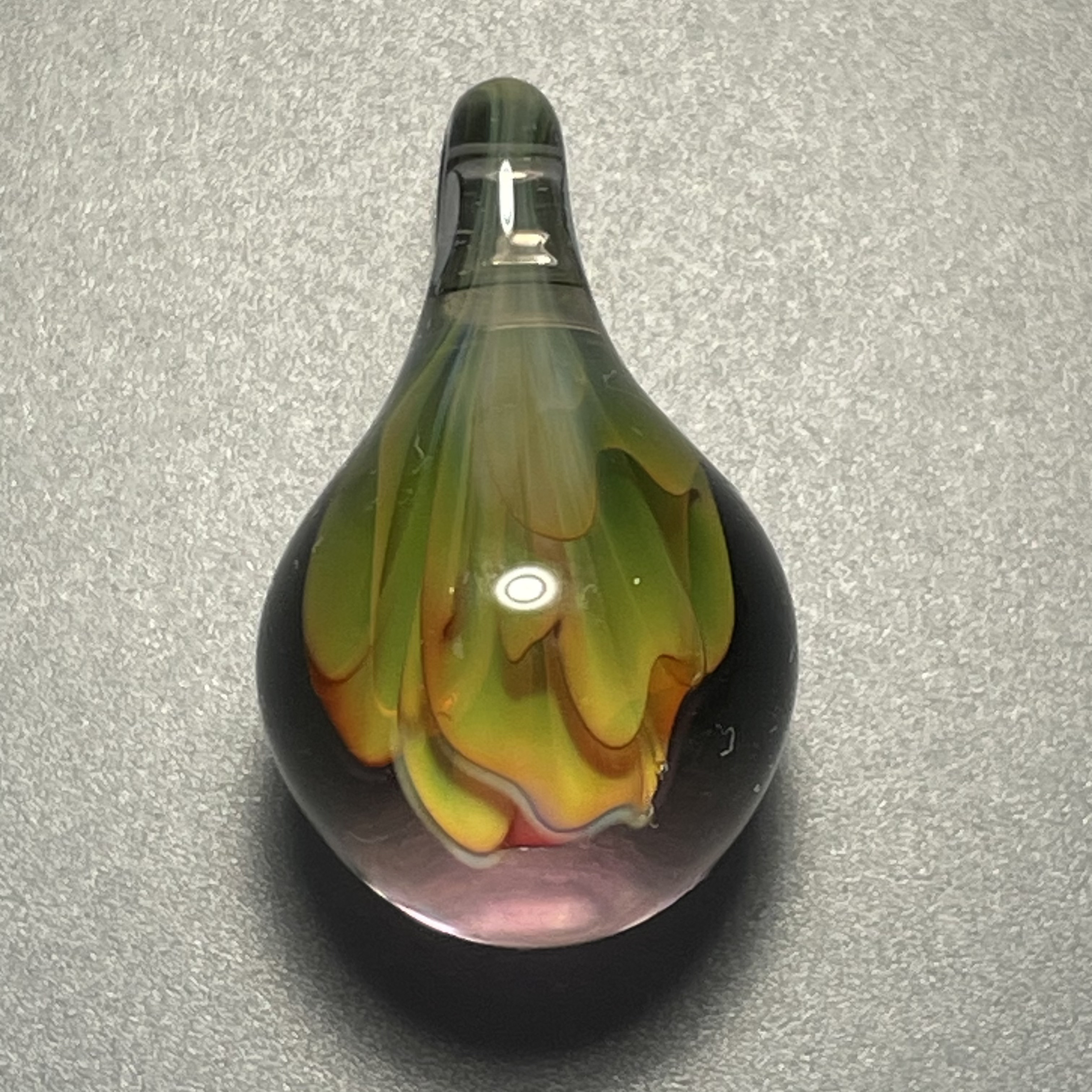 オーロラペンダントトップ  グレー