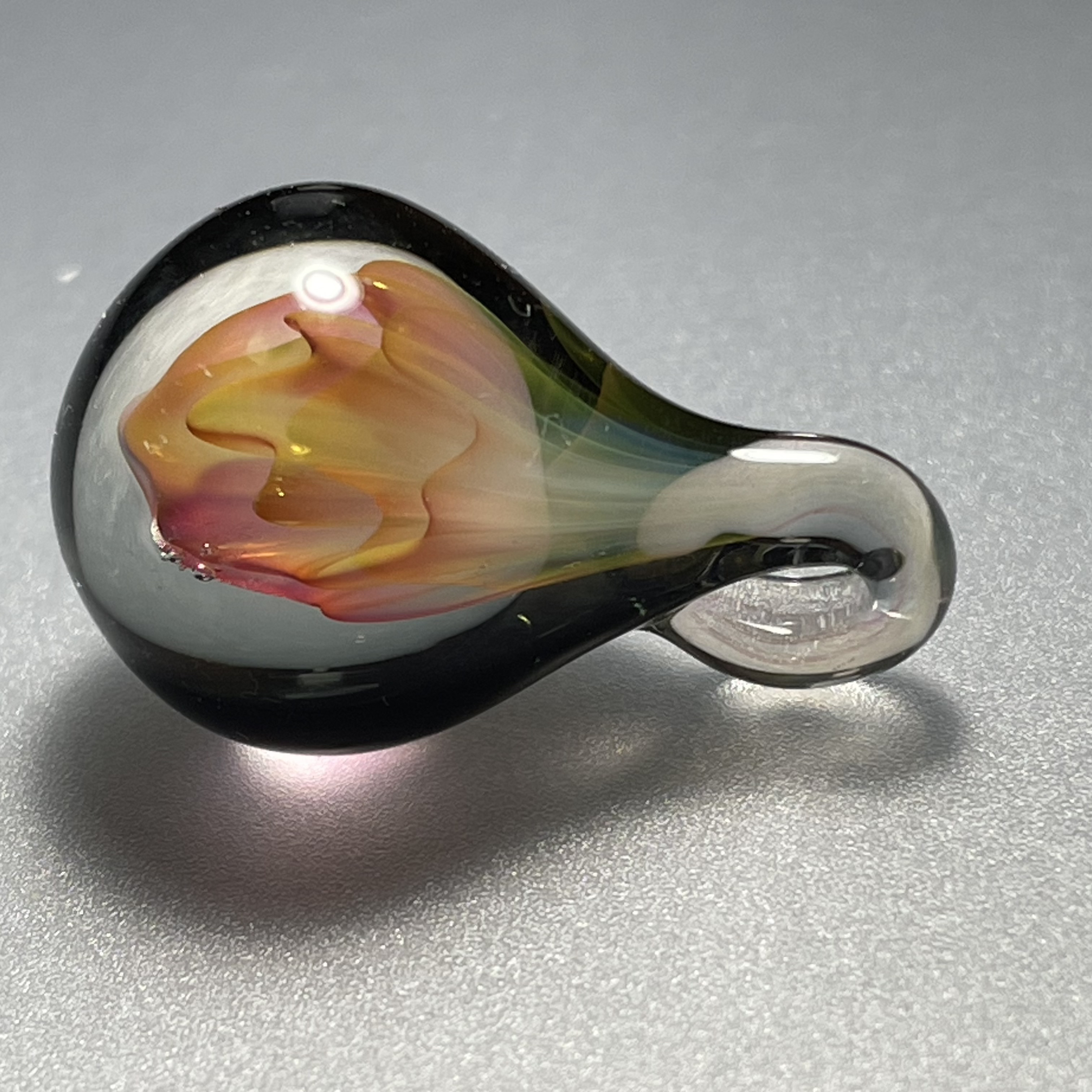 オーロラペンダントトップ  グレー