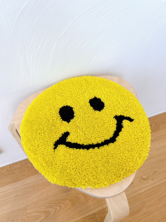 スマイル柄ラグマット(デットストック)