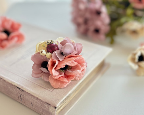 美品　サーモンピンク色のツウピイス　卒業式入学式お祝い事　お呼ばれに適してる 美品 サーモンピンク色のツウピイス 卒業式入学式お祝い事