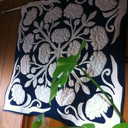 ハワイアンキルトタペストリー　なないろ 楽天市場】ハワイアンキルトタペストリー ハワイアンキルト インテリア