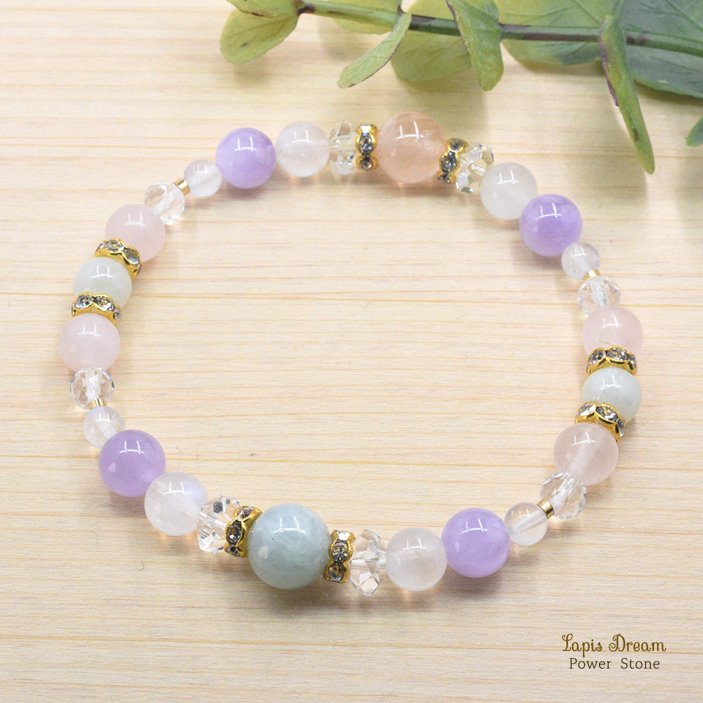 心を穏やかにして、幸運を呼び寄せるお守り ｜ ビルマ翡翠、ラベンダーアメジストの天然石パワー.ストーン ブレスレット