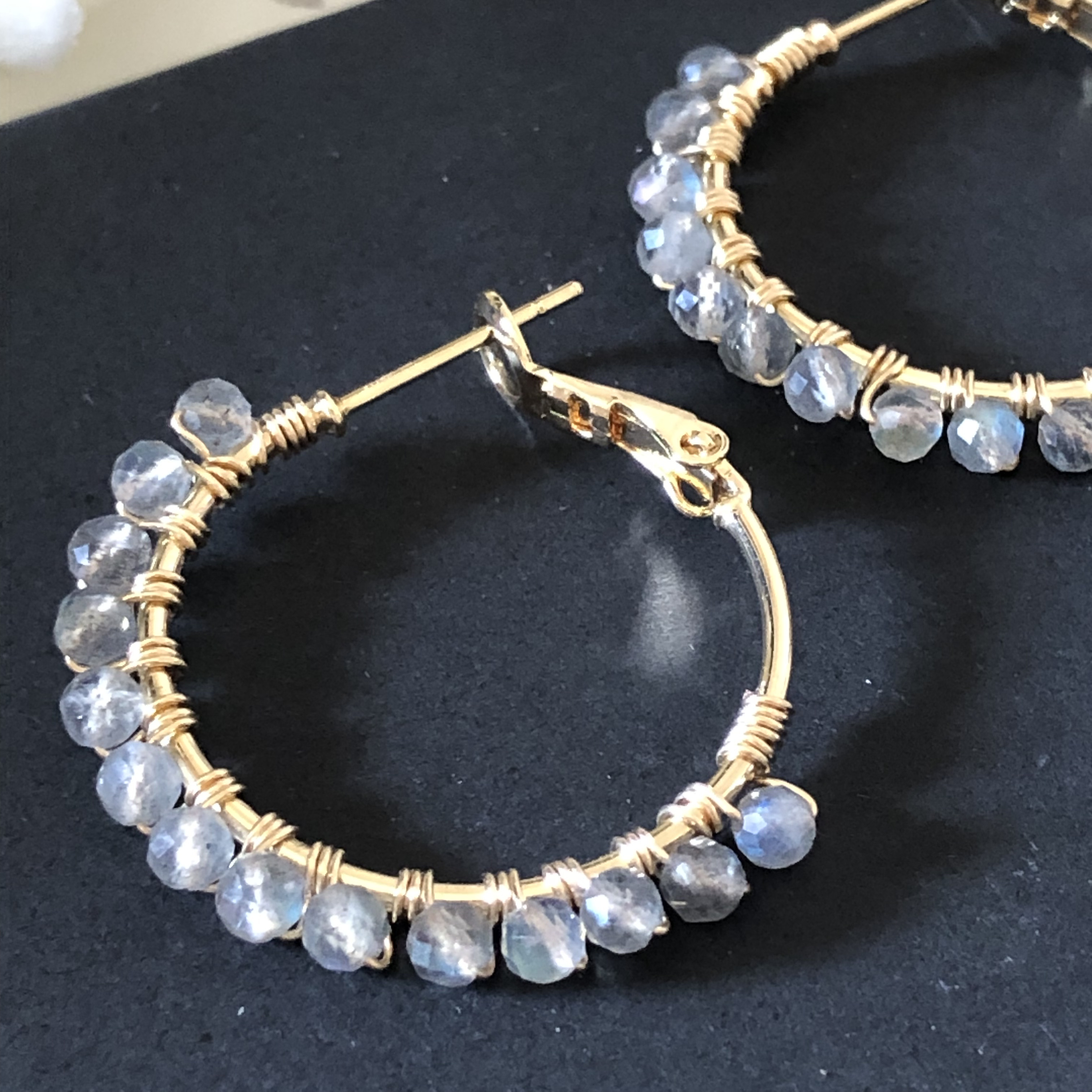 《  14kgfピアス》ラブラドライトAAAラウンドcutフープピアス