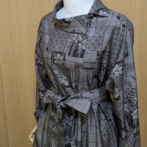 SOLD 着物リメイク ワンピース 大島紬 L〜LL ワンピース さら SOLD 着物リメイク ワンピース 大島紬 L〜LL ワンピース さら