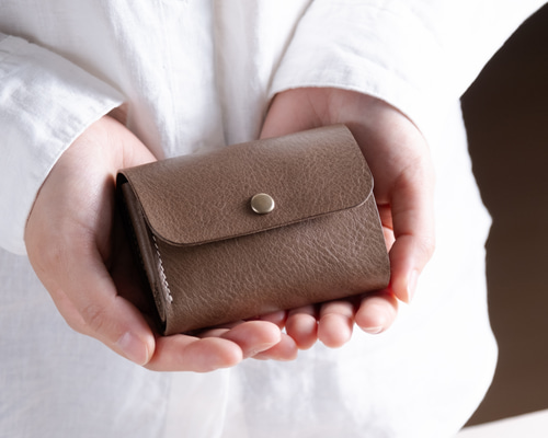 名入れ可｜お札を折らないふっくら可愛い三つ折りミニ財布｜本革財布