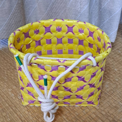 PPバンドかご(模様編み はけご ミニ)、収穫かご、プラカゴ 模様c-黄-紫