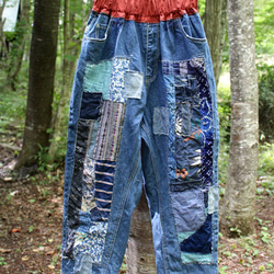 SAYOCAFE＋R、個性派パッチのリメイクジーンズ ロングパンツ 衣工房