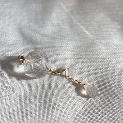 蓮の花しずく 水晶とローズクォーツのペンダントトップ ペンダント