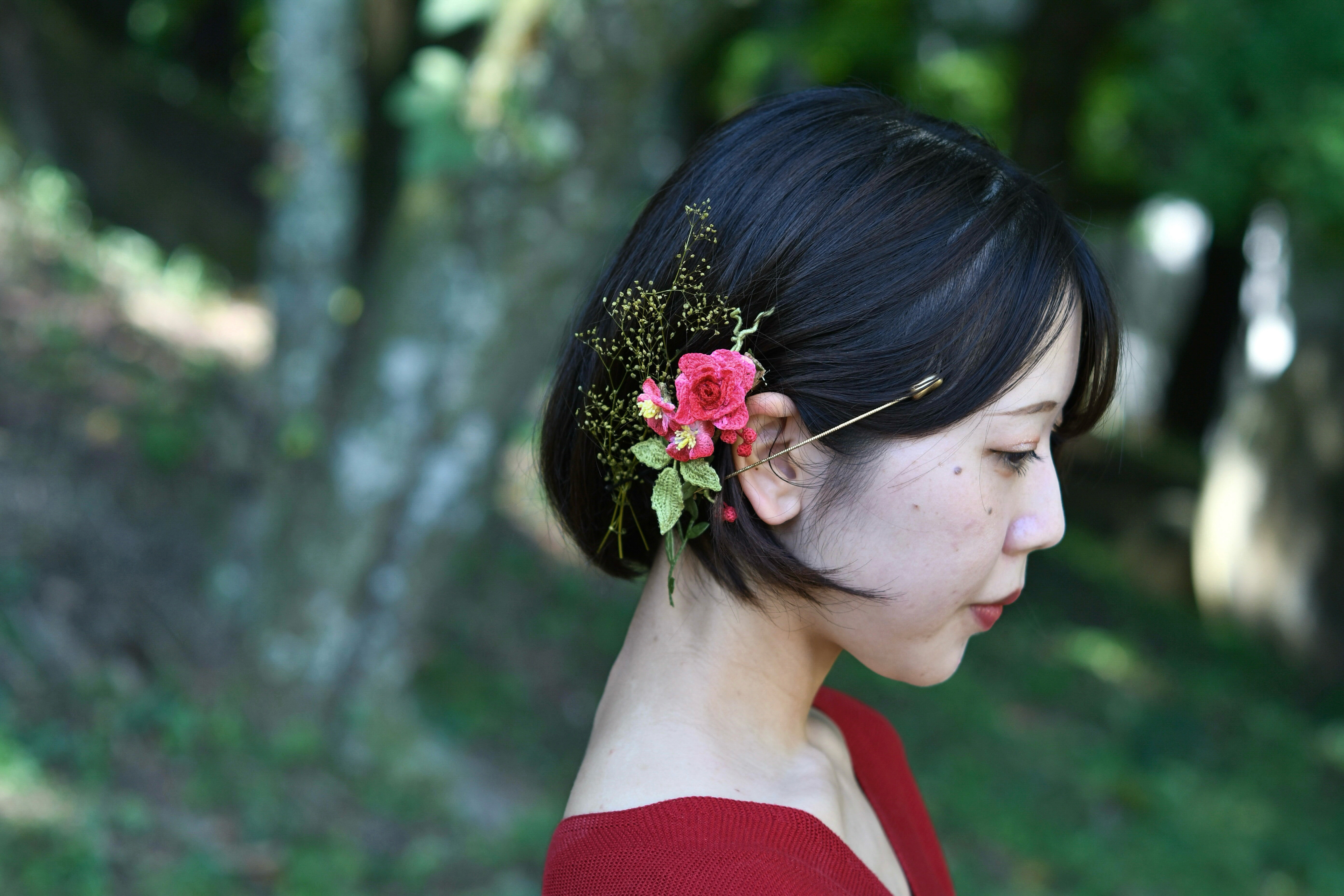 【受注制作30日】バレッタ　薔薇の園（赤）　手編み　レース編み