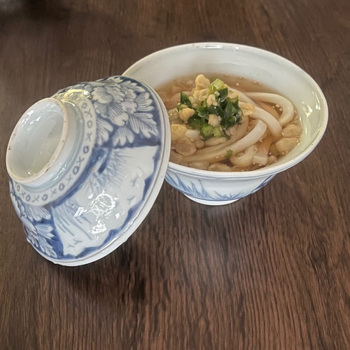 古伊万里 染付 牡丹図 蓋付き煮物碗（マルバツ入） 茶碗・めし碗