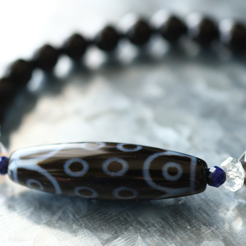 チベット　お守りブレスレット ☆チベットに伝わる聖なるお守りの宝石・至純天珠・十八眼天珠