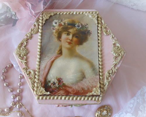 8bd2d23169543366b83d5c390e9a8d