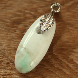 訳あり】糸魚川翡翠ツイン勾玉 M08504 30mm*20mm*10mm＋29mm*19mm*10mm