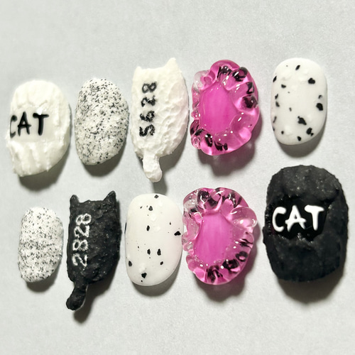 ネイルチップ☆猫耳しっぽ・wb&pink ネイルチップ（つけ爪