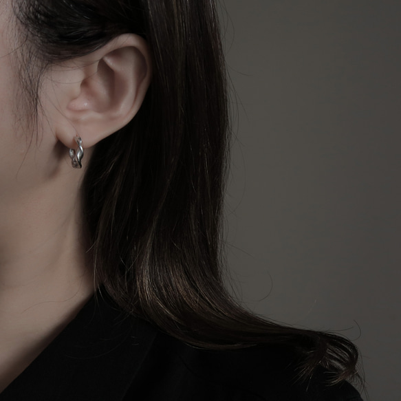 925純銀 緞帶 旋轉紋 亮霧面 易扣 耳環 耳夾 一對 免費包裝 第11張的照片