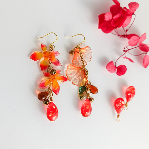 1684】レッド カラフル さざれ石 ハンドメイド ピアス イヤリング 1684