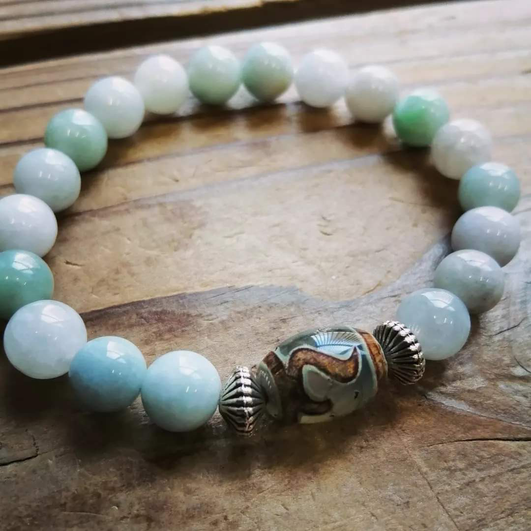 ◆緑瑪瑙金銭釣天珠&ミャンマー産翡翠のブレスレット
