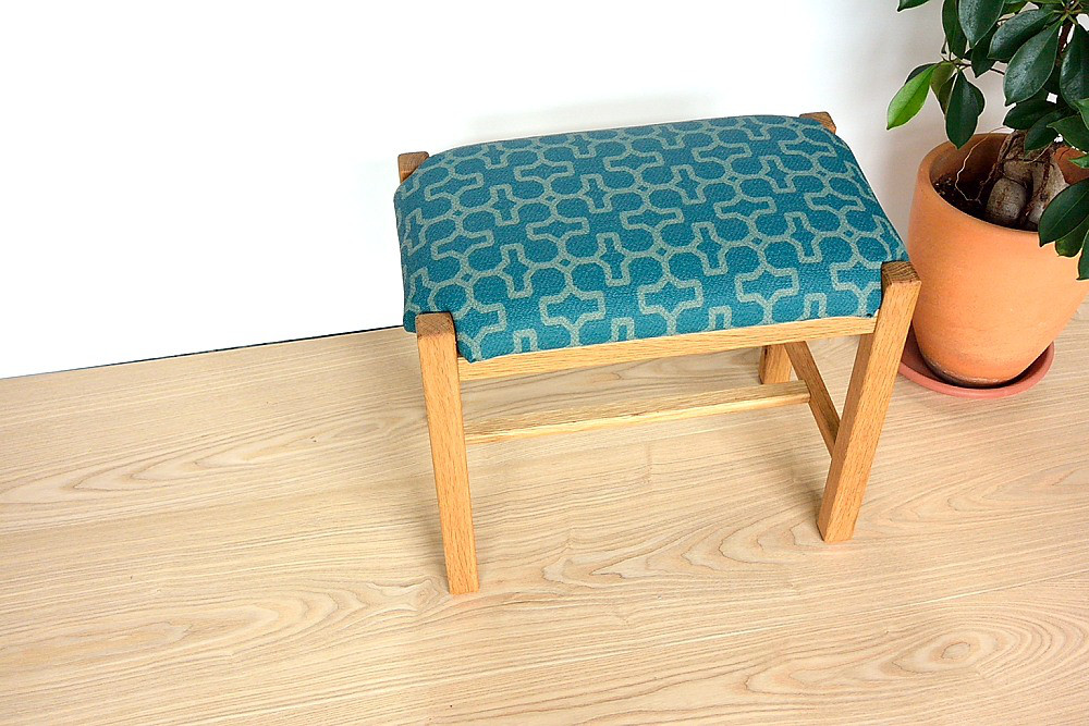 スツール Hans K からのZigZag スツール 47cm - NordicNest.jp