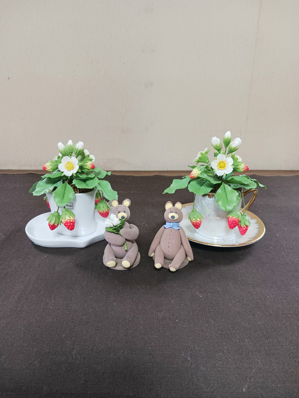 可愛いカップ☕に苺 受注制作(クレイフラワー) アートフラワー クレイ