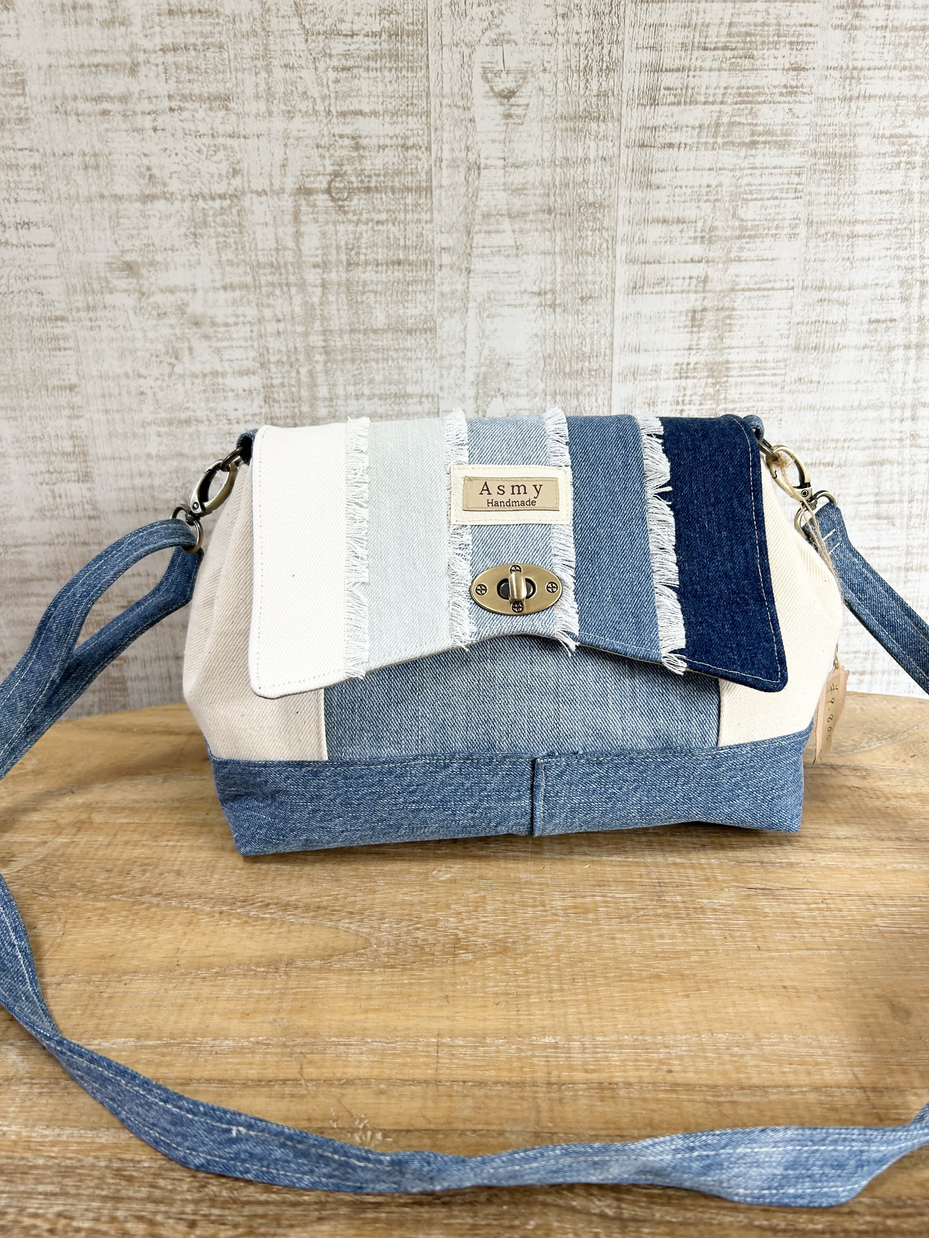 デニムリメイクショルダー デニムのお財布ショルダー♡ こちらも本日からの販売会にて