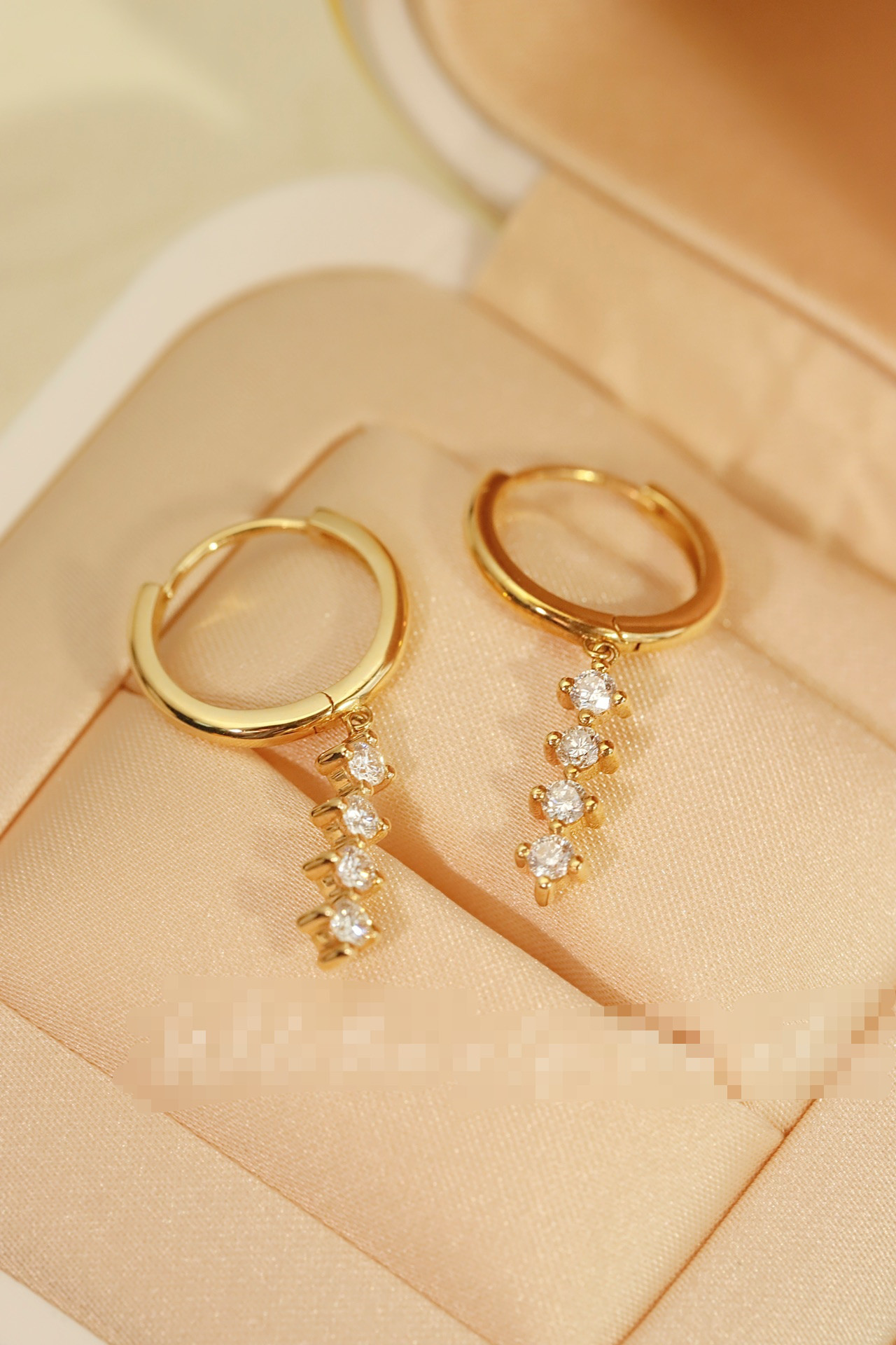 天然ダイヤモンドピアス0.28ct　k18