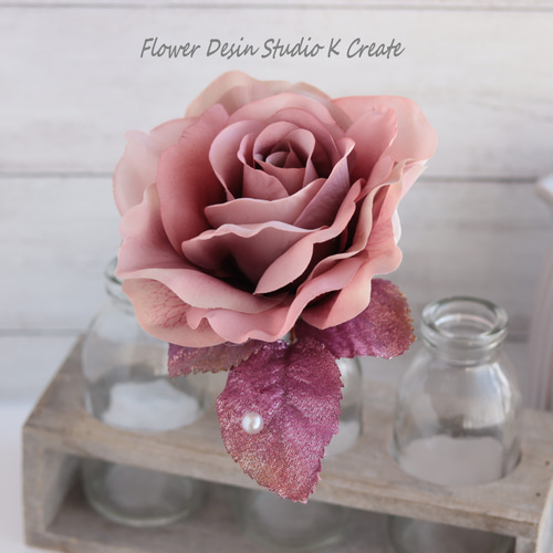 グラデ―ションが綺麗なモーブピンクの薔薇の髪飾り フラメンコ バレエ