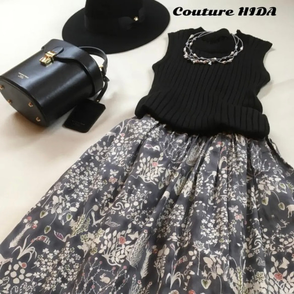 専用　yaeca リバティロングスカート YAECA (ヤエカ) CANVAS DESIGN PAINTS GATHER SKIRT LIBERTY