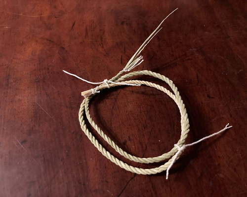 真菰 ミニ縄 紐 (用途は自由) 厚み約3mm 長さ約50cm ひも・コード MOKU