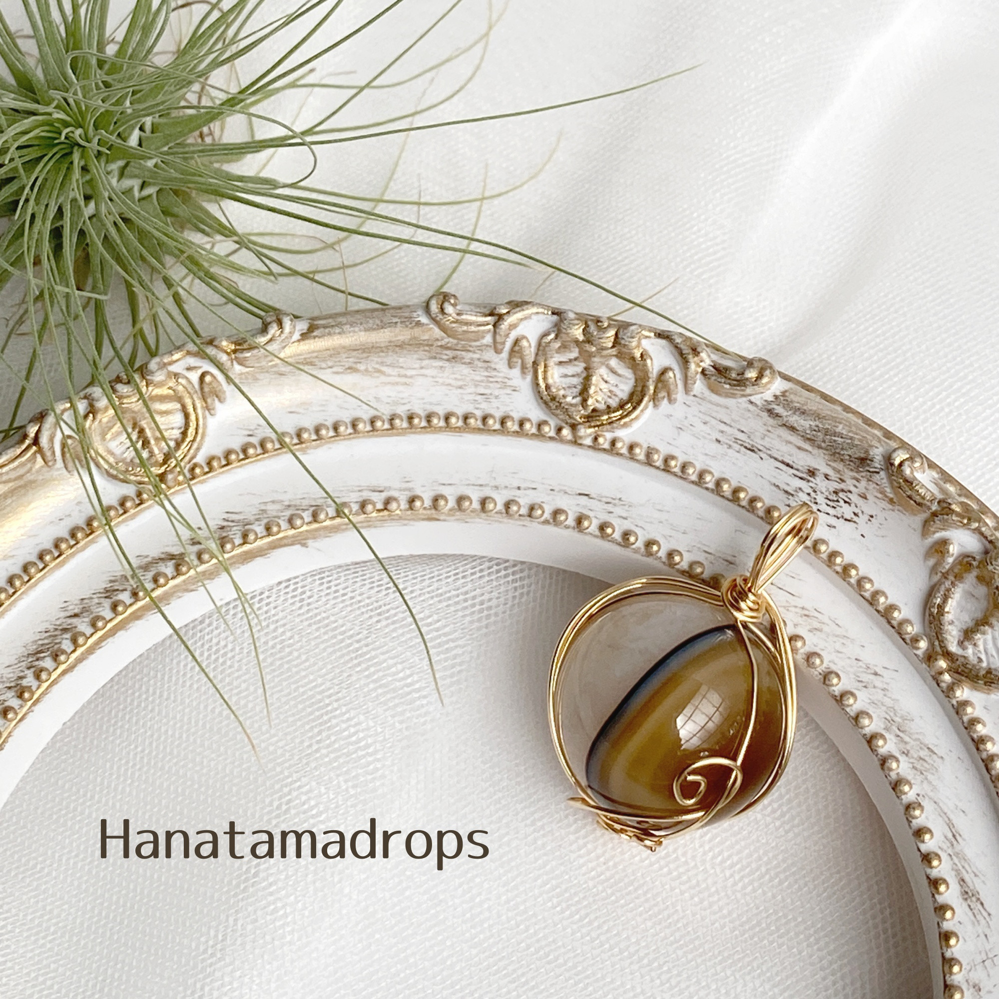 自然の神秘　レアな水晶×瑪瑙の共生　ペントップ