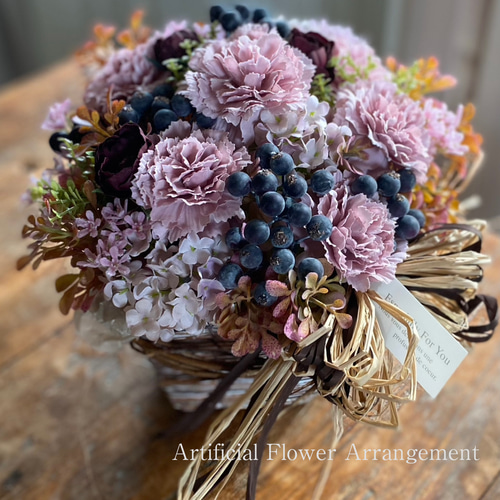 送料込み♪ モーブカラーのアーティフィシャルフラワーアレンジメント