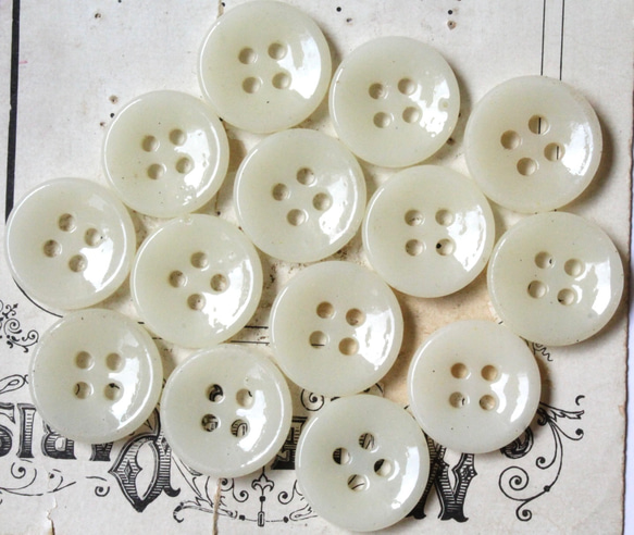 GB４：♬１１０個♬　フランス　アンティーク　ビンテージ　キラキラ　ガラスボタン GB4：♬110個♬ フランス アンティーク ビンテージ キラキラ