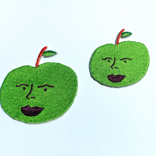 青リンゴ 小サイズ ワッペン 刺繍 アップリケ 面白い 個性的 ホーム  