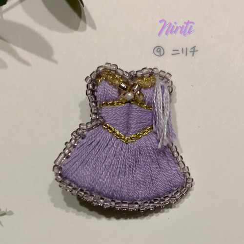 オーダーメイド バレエ衣装 チュチュ 刺繍ビーズブローチ/キー