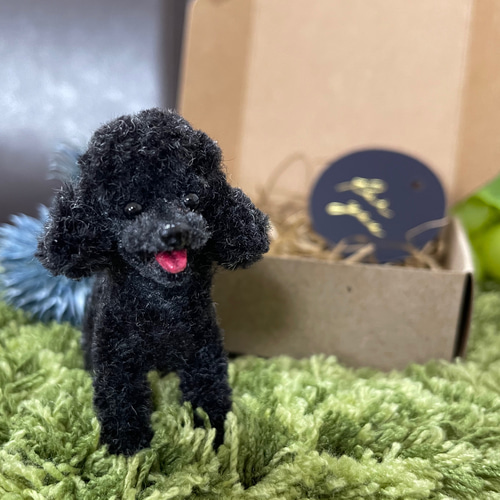 プードルブラックPoodle Blackのミニぬいぐるみ14cmバック