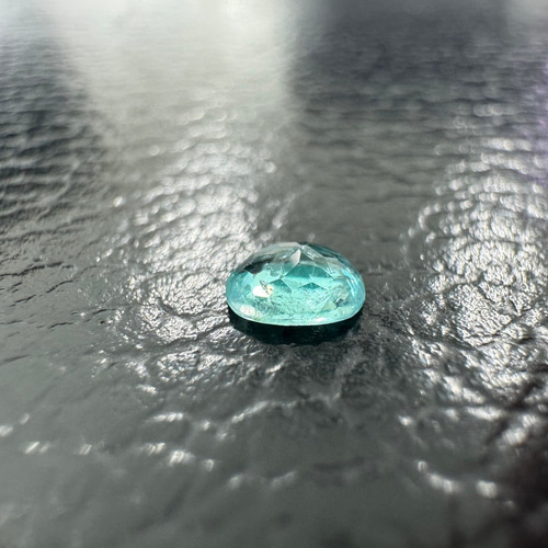 激安わけあり] パライバトルマリンオーバル0.22ct 色B照りBキズA 