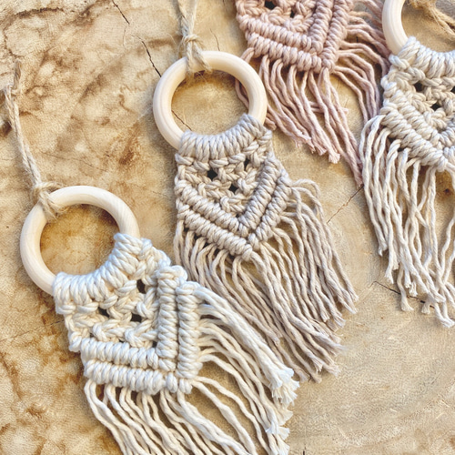 送料無料・即納】マクラメ フリンジ バッグ チャーム キーホルダー