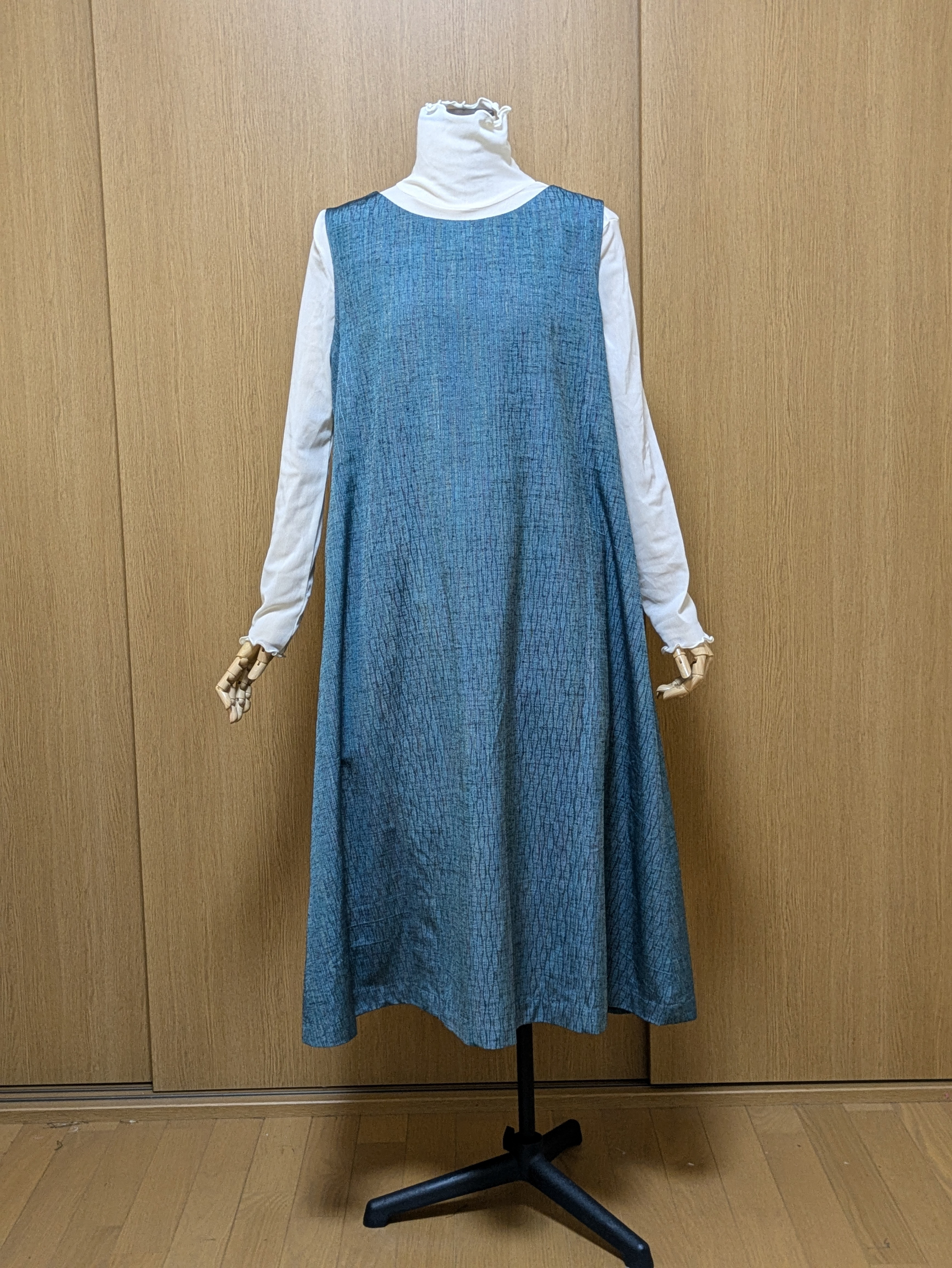 SOLD　お値下げ中　着物リメイク　ワンピース　紬　Ｍ〜L