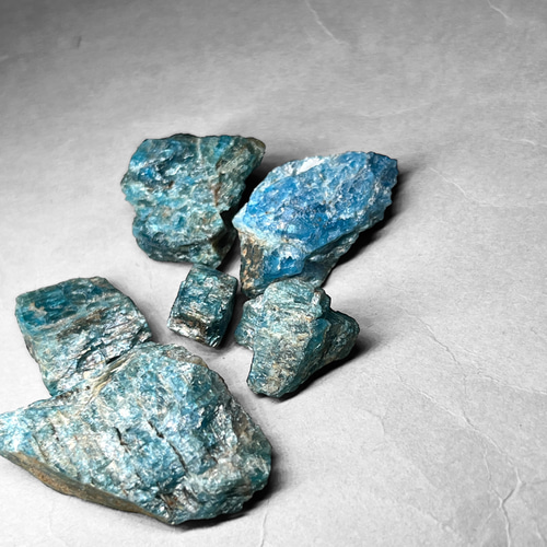 apatite / アパタイト原石 B ( 6個セット ) 天然石 N.st 通販 18232302