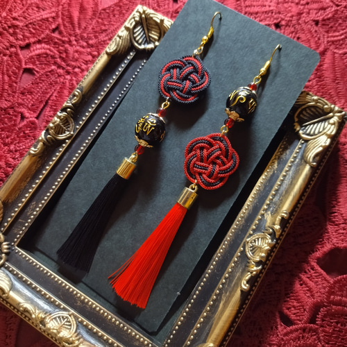 梅結びと梵字の和風ゴシックピアス（イヤリング）【和ゴス】【アジアン