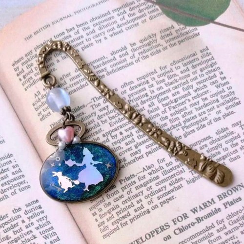 ウサギ レジンヘアゴム 2 ファンタジーな夜空 素敵な光 オパンチュ