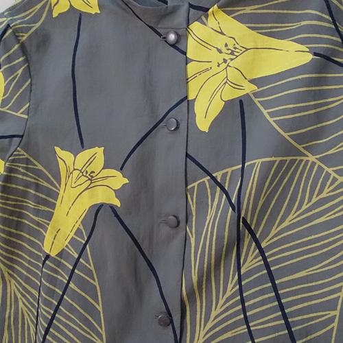 ジャケットとスカート コシノジュンコ浴衣地 綿 グレー茶地にゆりの花